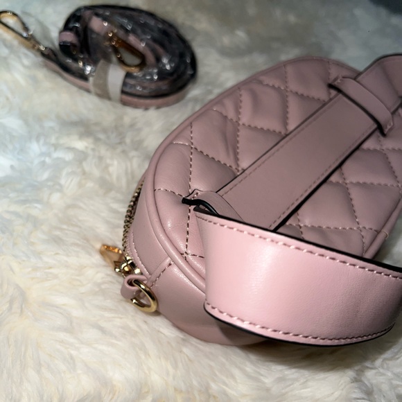 ALDO💗 - Picture 4 of 4